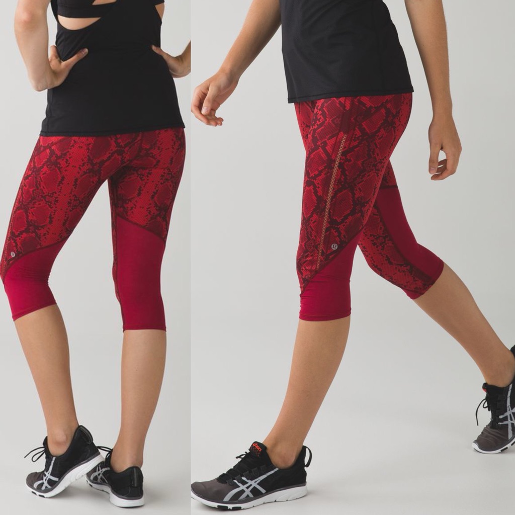 Lululemon Vent It Out Crop Sz 6 In Mini Ziggy Snake Red Tide Cranberry/Cranberry